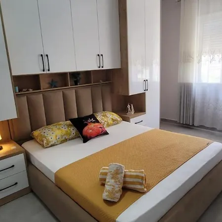 Perla 9- Apartment *